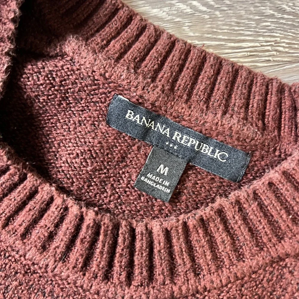 Banana Republic Sweater Mens M Burgundy Maroon Raglan Crewneck Cotton Blend Knit